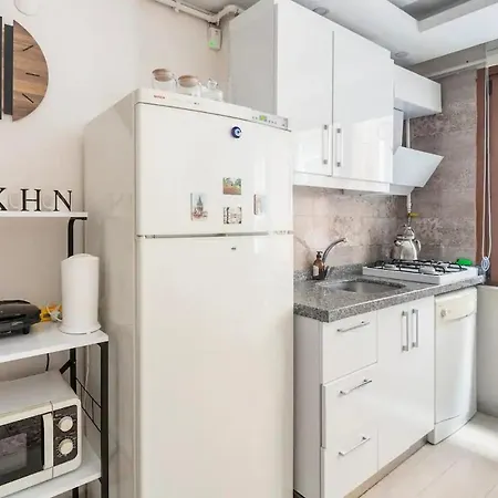 Appartement Istanbul'un Merkezinde Cevahir Avm Karsisi 1+1 Yeni Ev